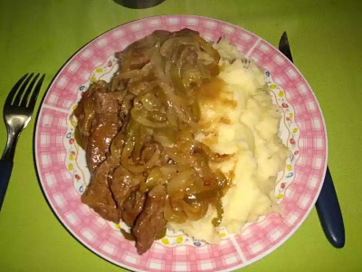 Hígado al vino blanco encebollado - foto 4