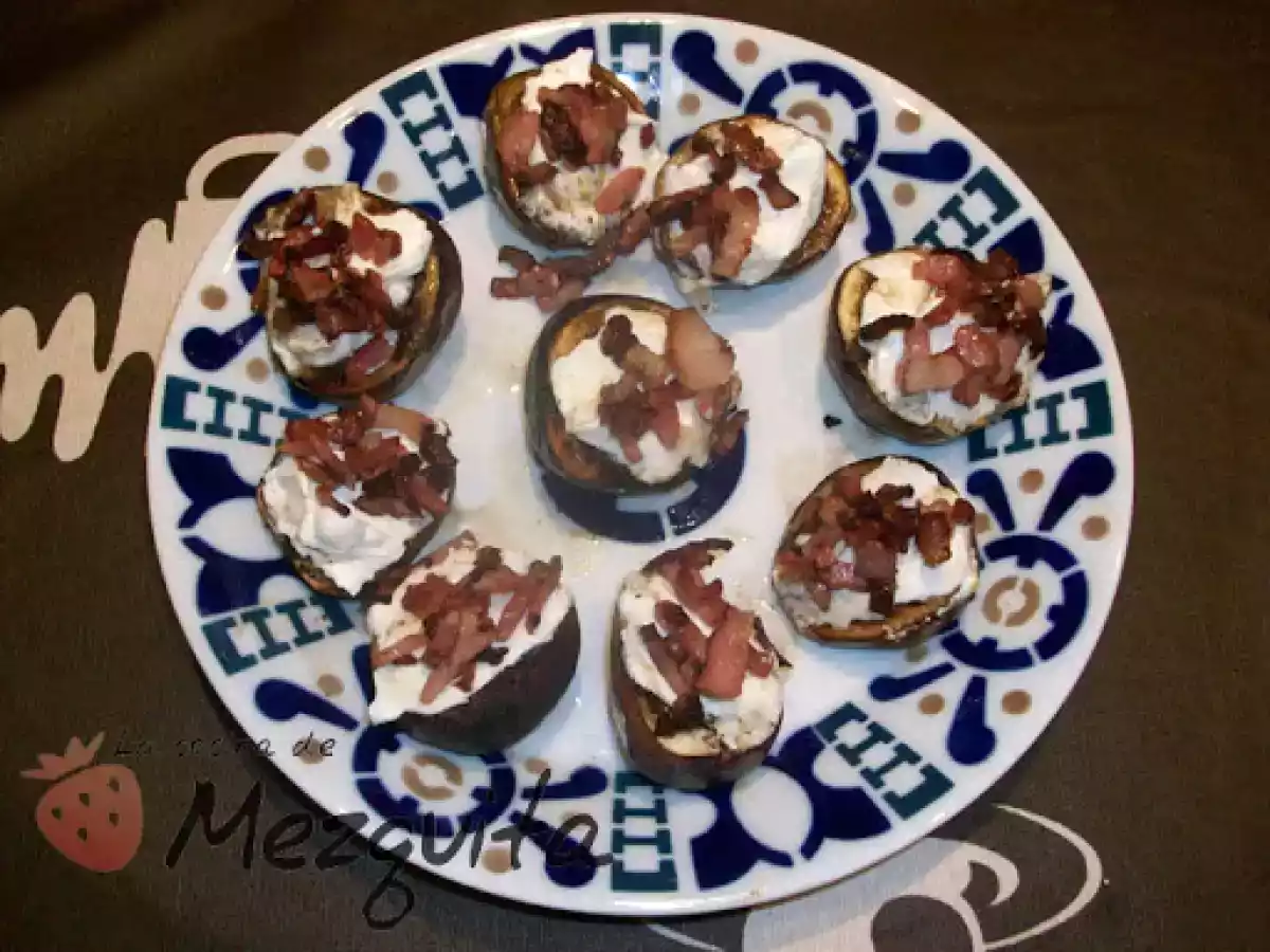 Higos rellenos de queso cremoso y bacon