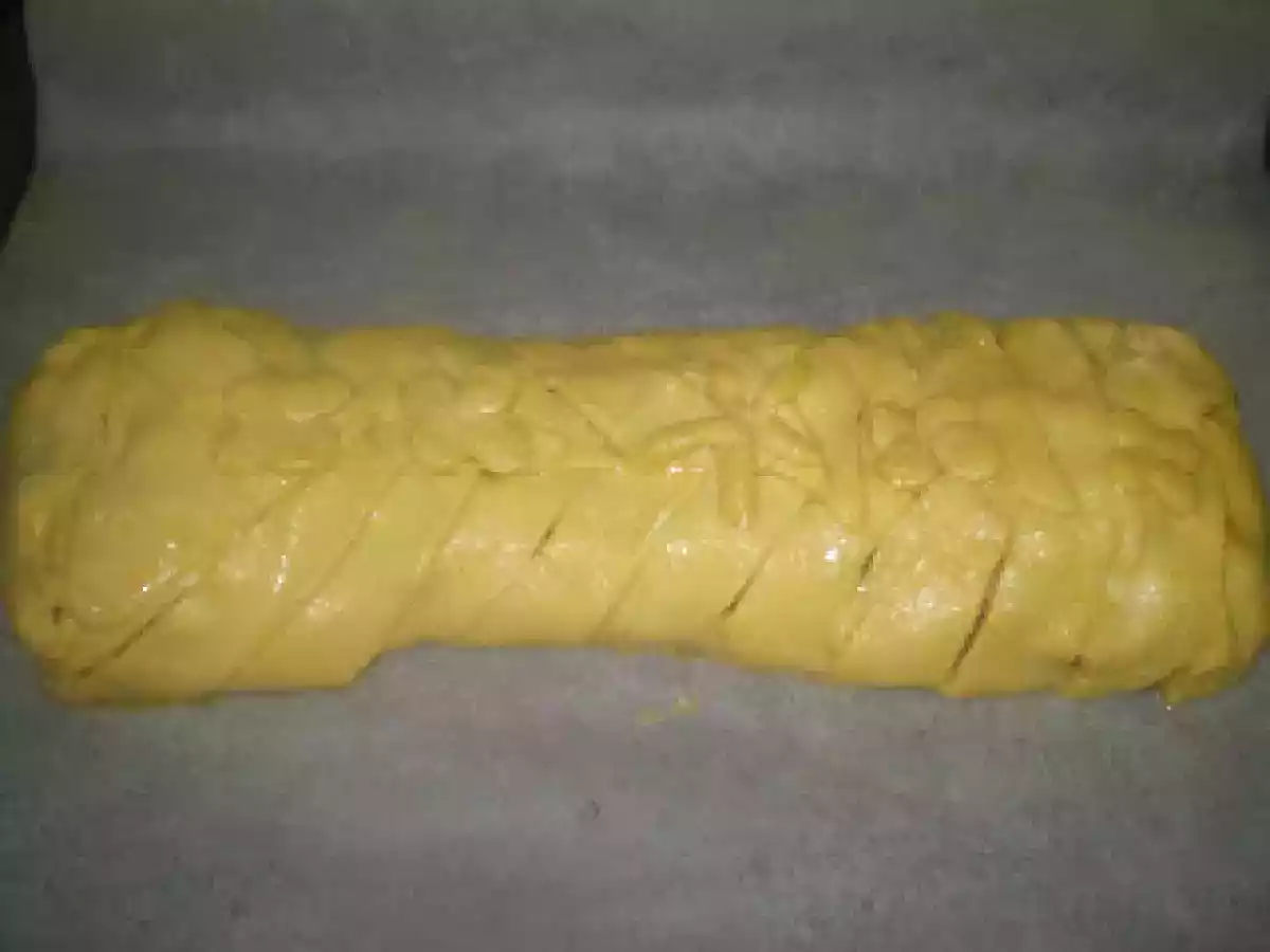 HOJALDRE DE BACALAO - foto 3