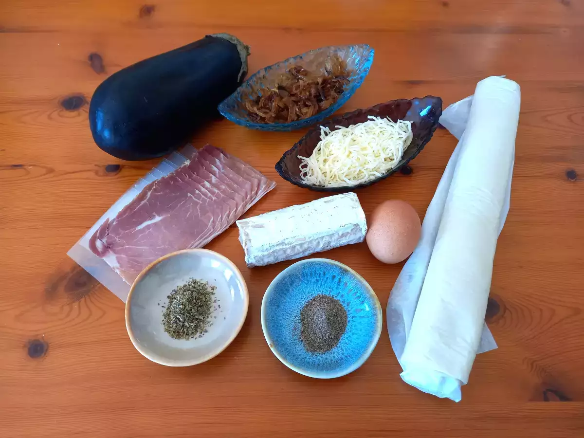 Hojaldre de berenjena, queso y jamón - foto 2