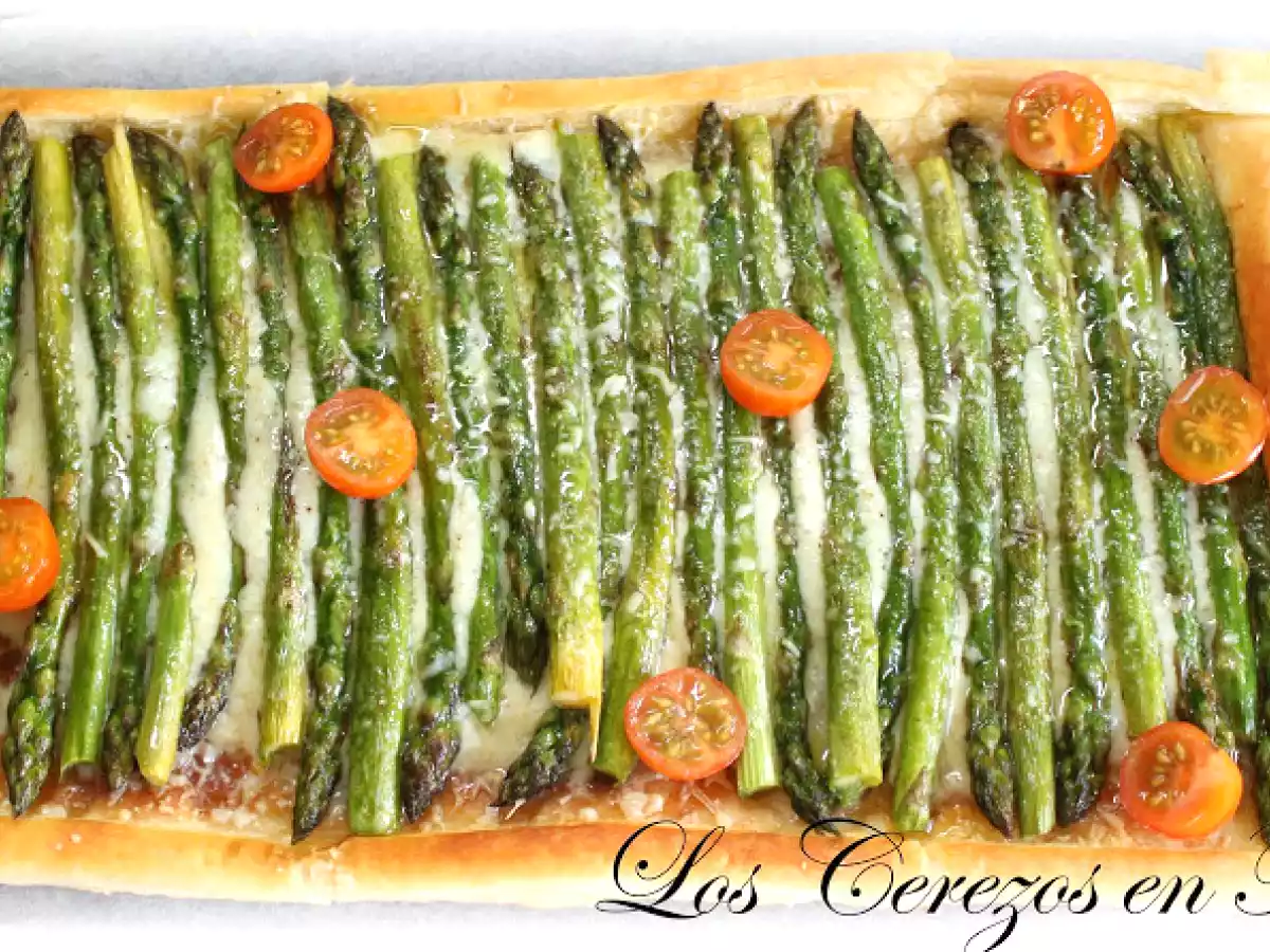Hojaldre de Espárragos y queso Appenzell
