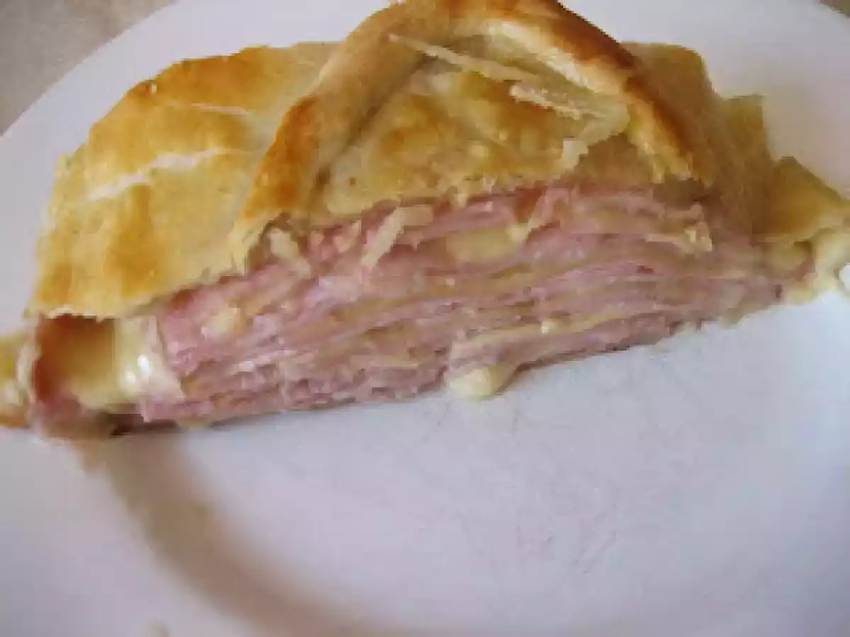 Hojaldre de jamón, bacón y queso de Toli - foto 2