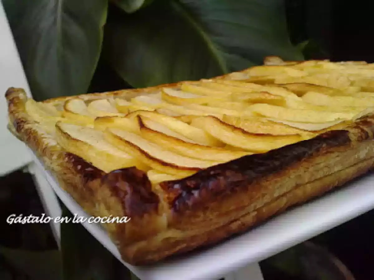 HOJALDRE DE MANZANA CON CREMA PASTELERA (PASO A PASO)