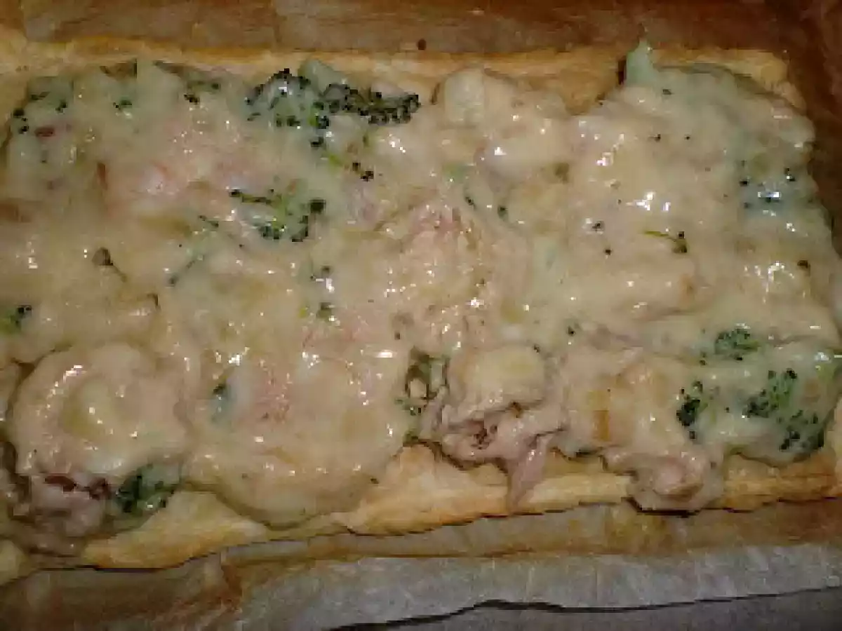 Hojaldre gratinado con atún y gambas - foto 6