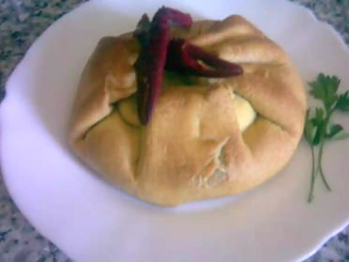 Hojaldre relleno de cangrejo
