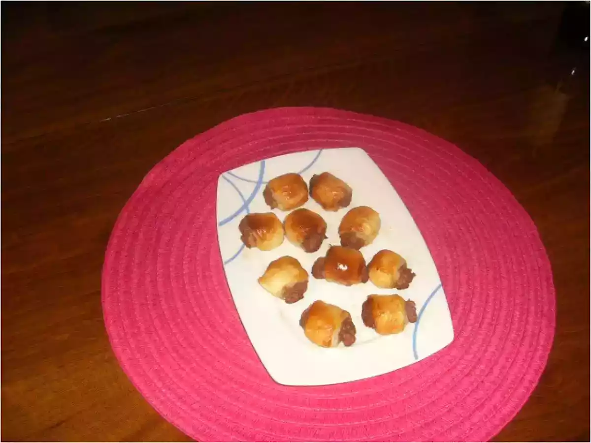 HOJALDRE RELLENO DE PATÉ