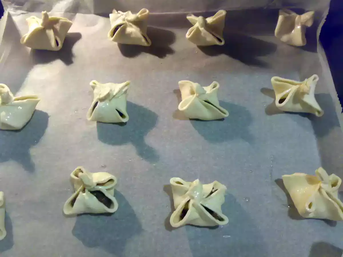 Hojaldres de morcilla y manzana - foto 6