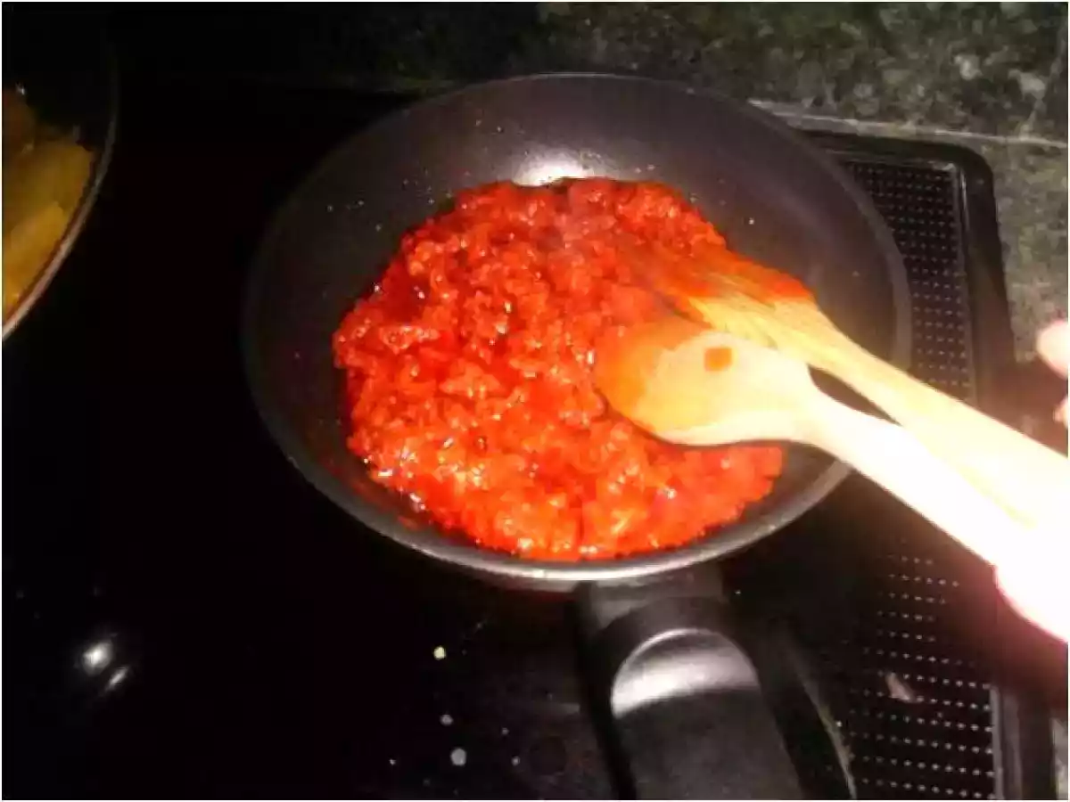 HOJALDRES DE MORCILLA Y SOBRASADA - foto 4