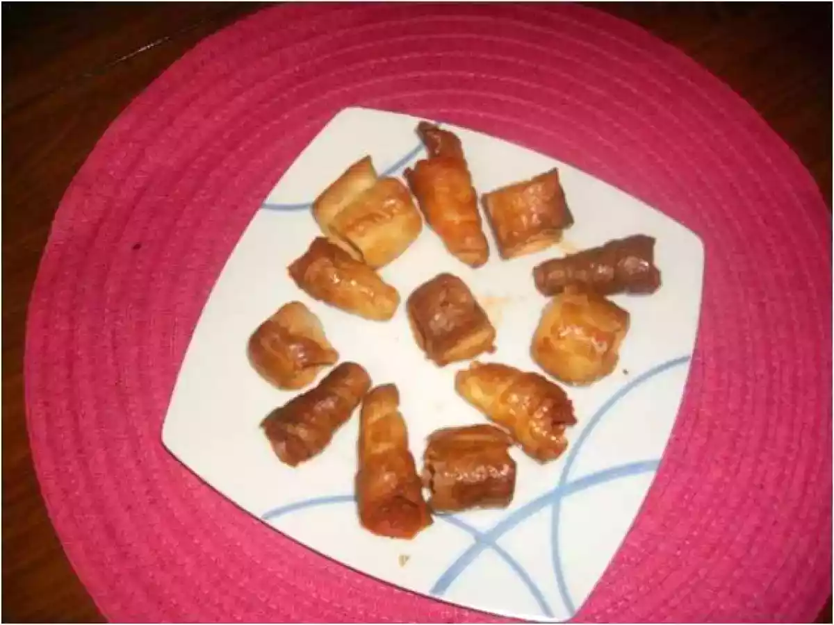 HOJALDRES DE MORCILLA Y SOBRASADA - foto 8