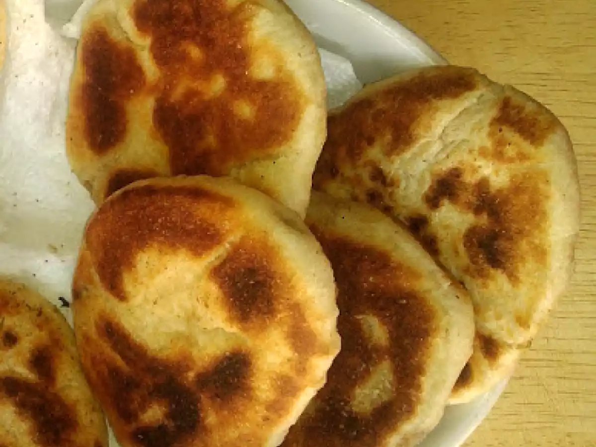 Hotteok, comida callejera coreana, Bollitos de trigo y arroz de azúcar y cacahuetes