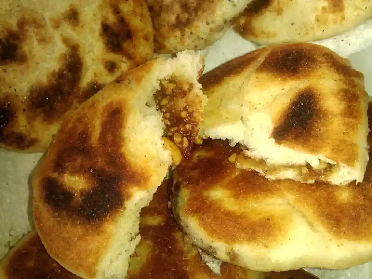 Hotteok, comida callejera coreana, Bollitos de trigo y arroz de azúcar y cacahuetes - foto 2