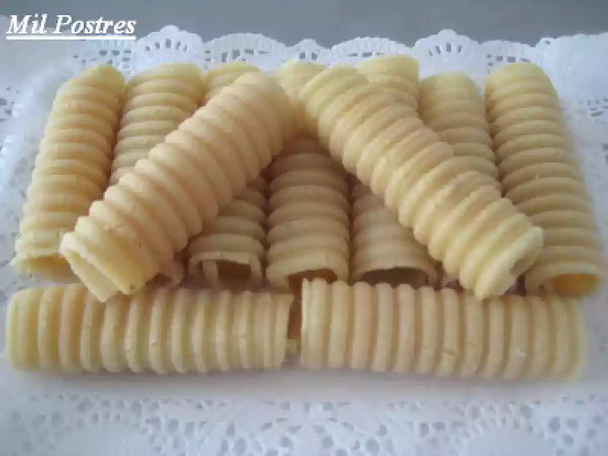 Huesos de Santo tradicionales - foto 2