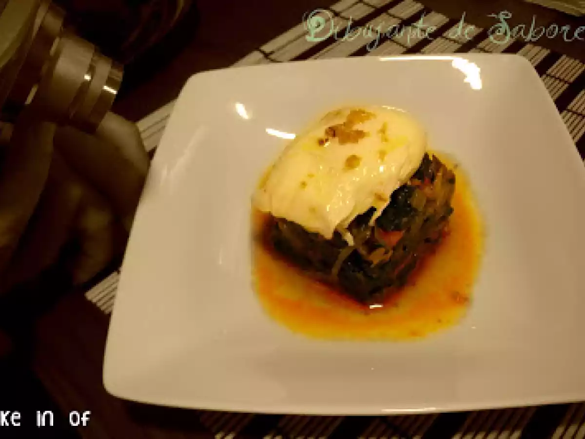 Huevo poché sobre salteado de espinacas con chorizo de Jaén - foto 4