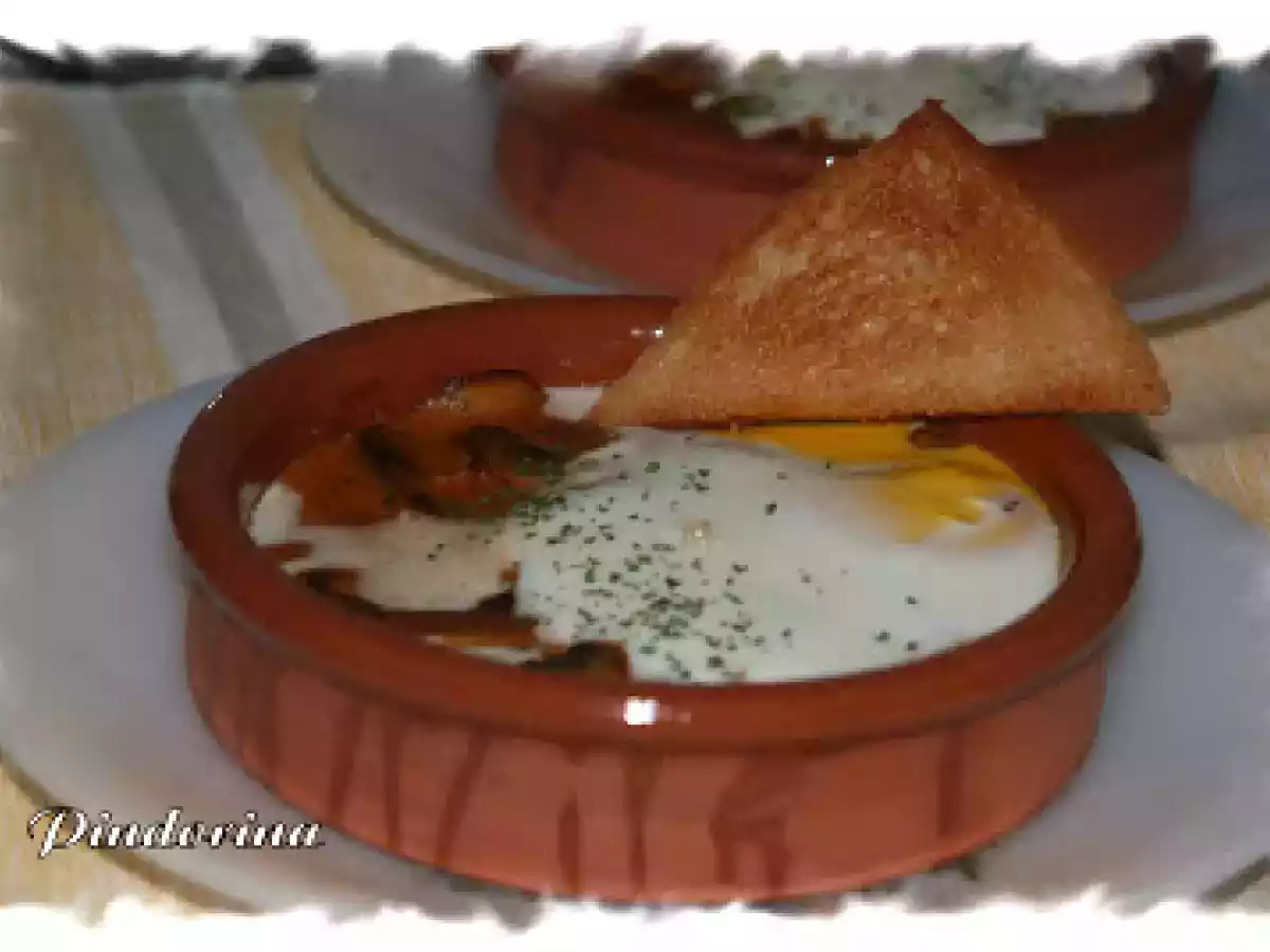 HUEVOS A LA REINA CON CHAMPIÑONES