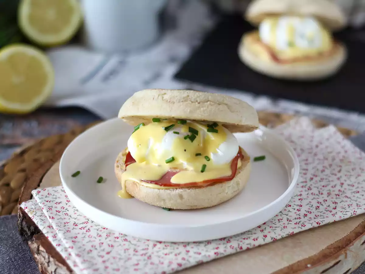 Huevos benedictinos fáciles: ¡la receta imprescindible para un brunch perfecto!