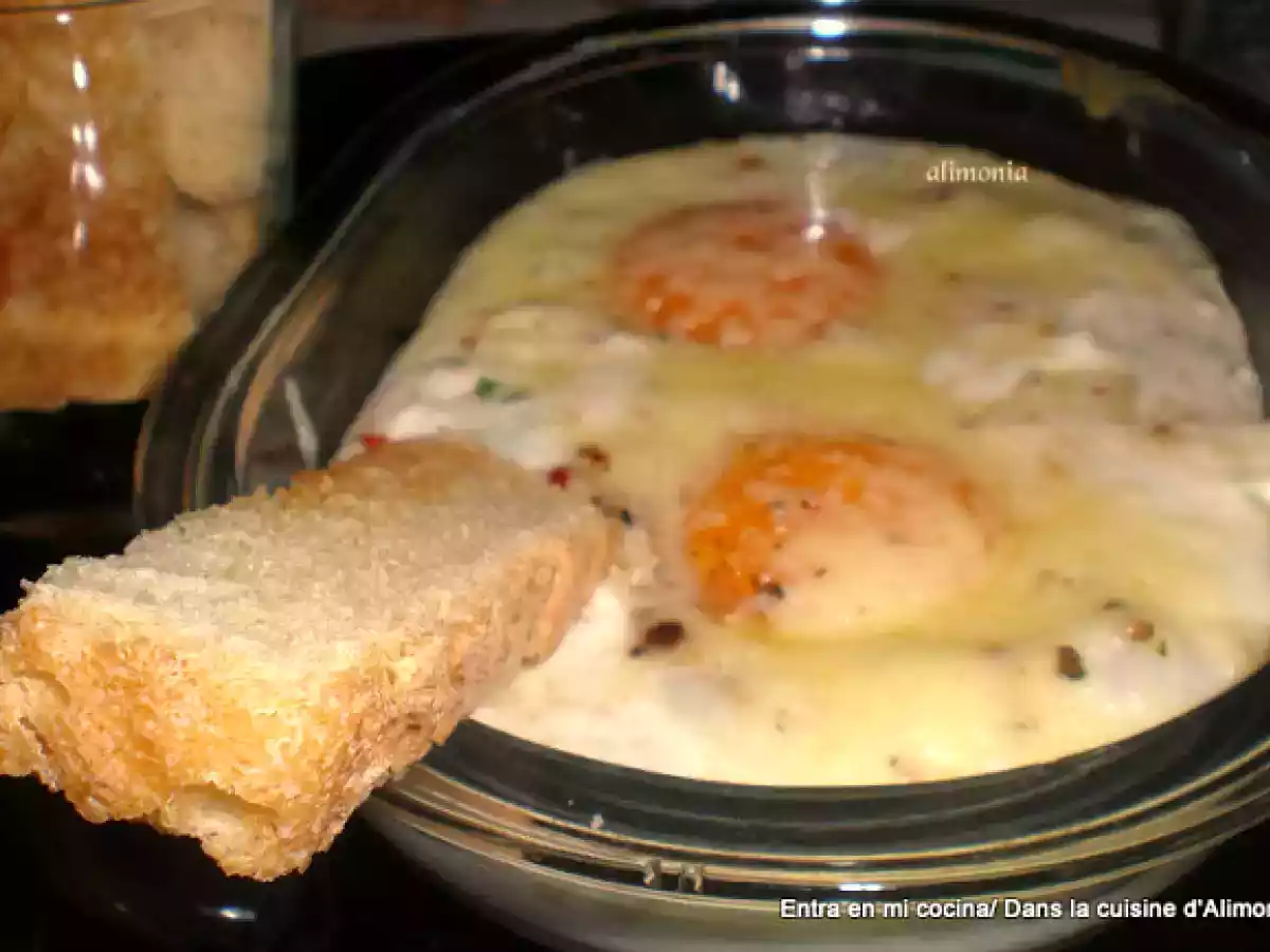 Huevos cocotte al queso Brie/ Oeufs cocotte au fromage Brie