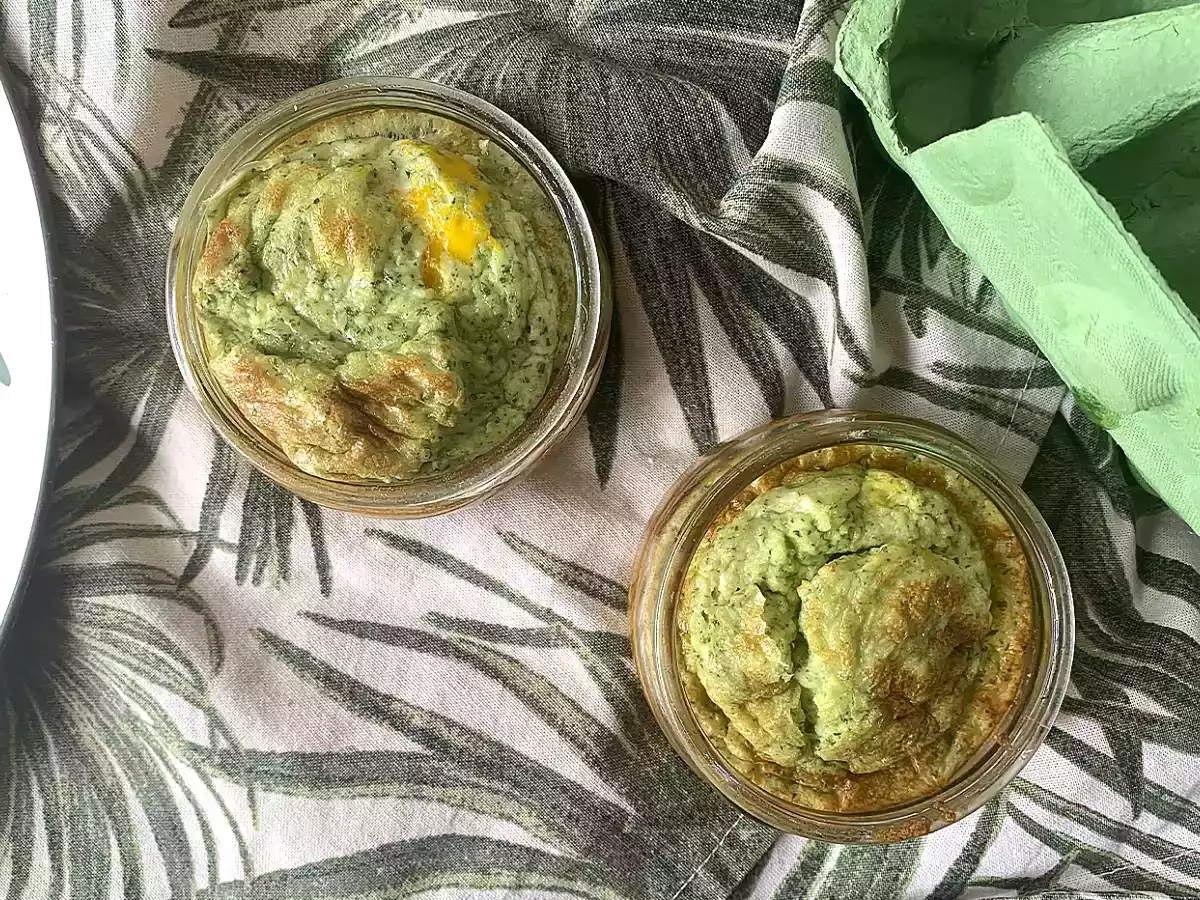 Huevos con pesto al horno