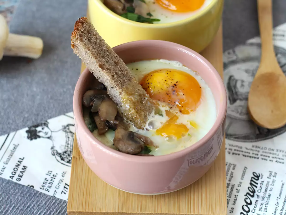 Huevos cremosos al horno con champiñones: una receta rápida y reconfortante - foto 2