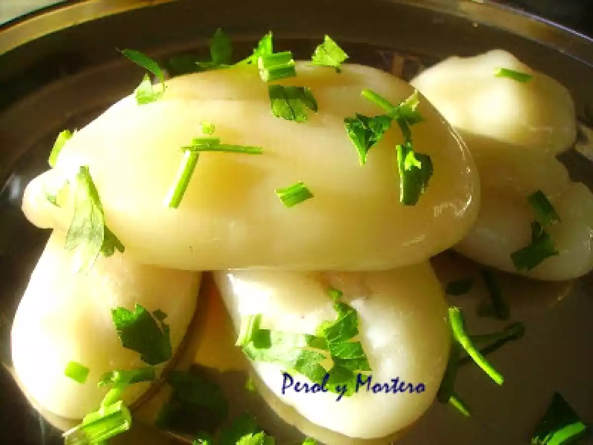 Huevos de Choco Al Aceite De Ajos