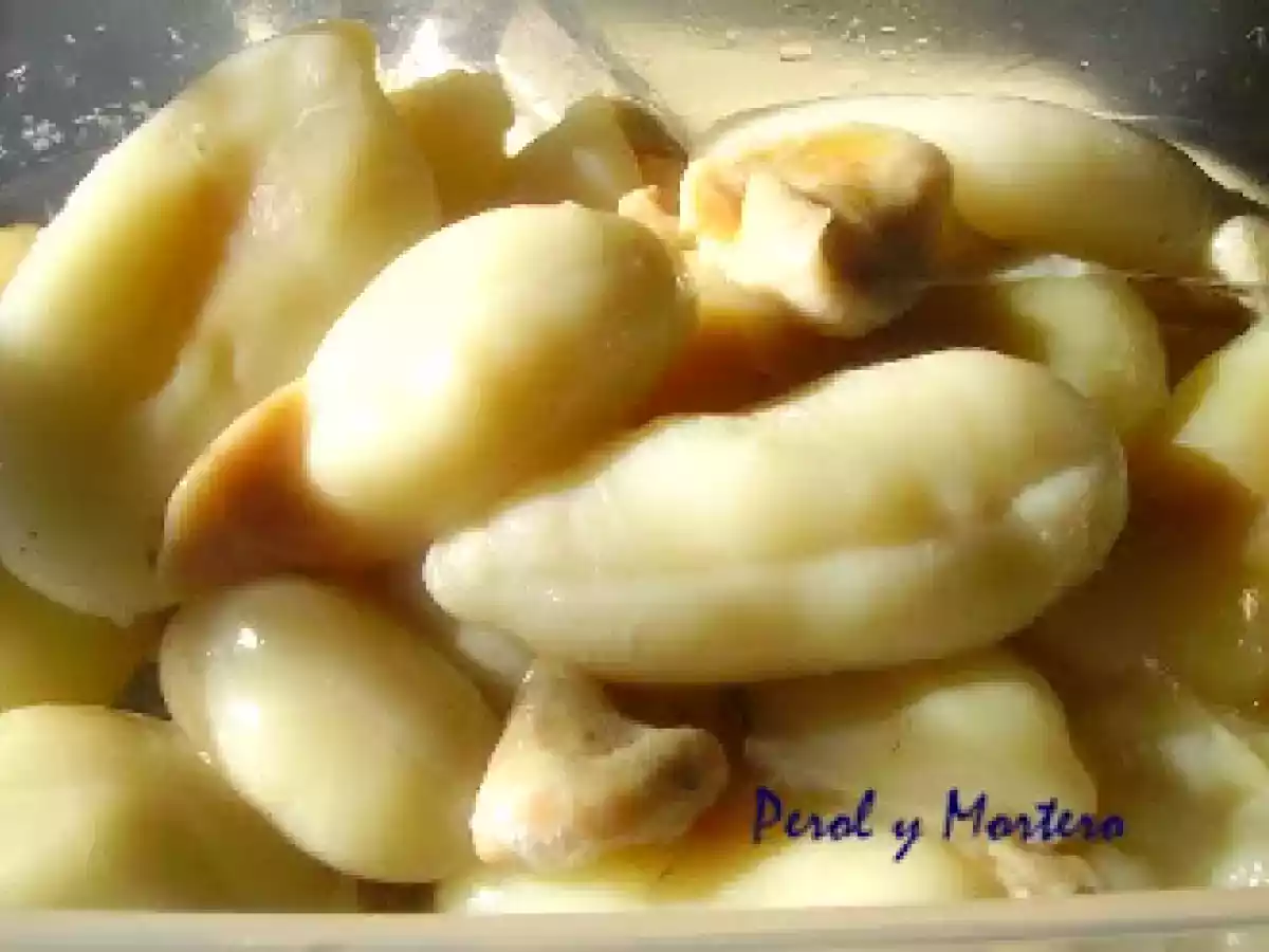 Huevos de Choco Al Aceite De Ajos - foto 2