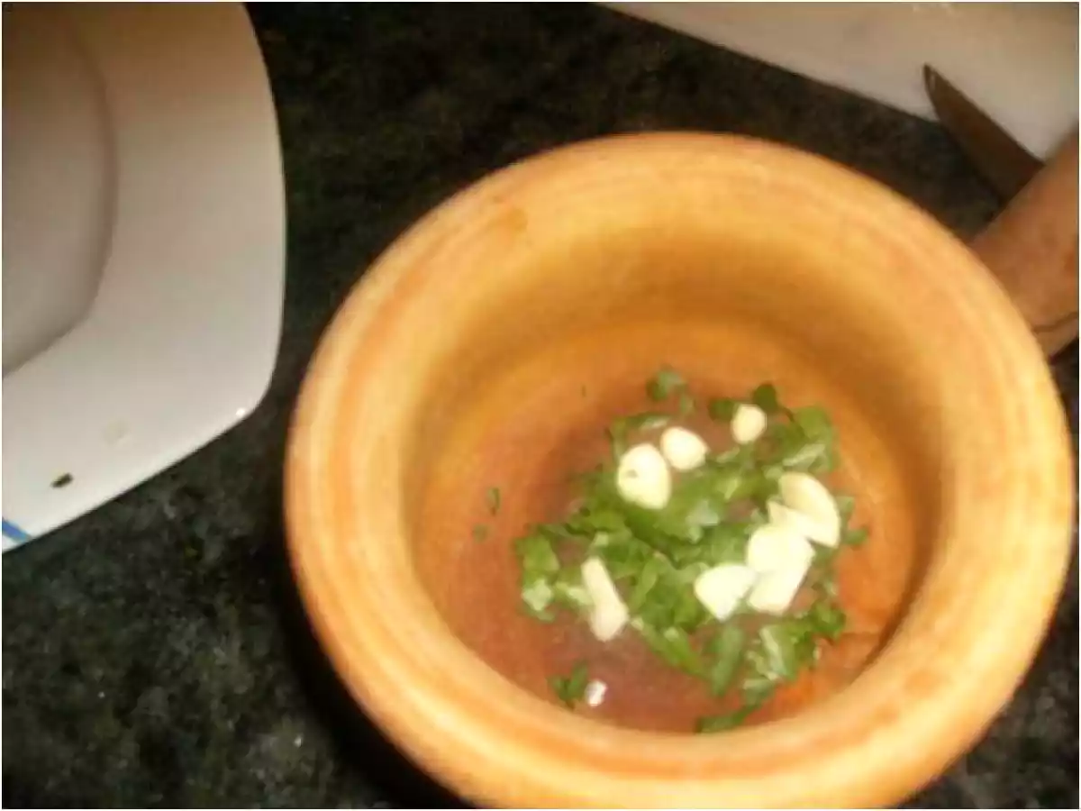 HUEVOS DUROS EN SALSA - foto 5