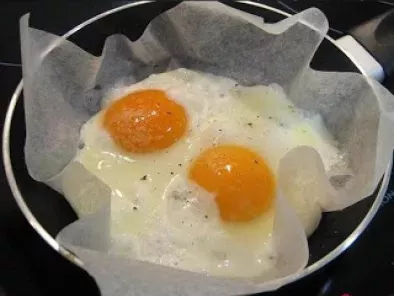 Huevos fritos sin grasa - Receta Petitchef