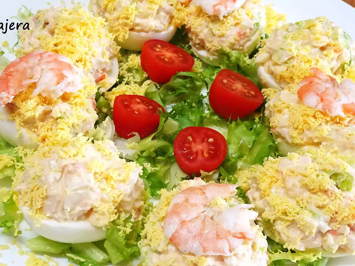 Huevos rellenos de marisco y salsa rosa - foto 2