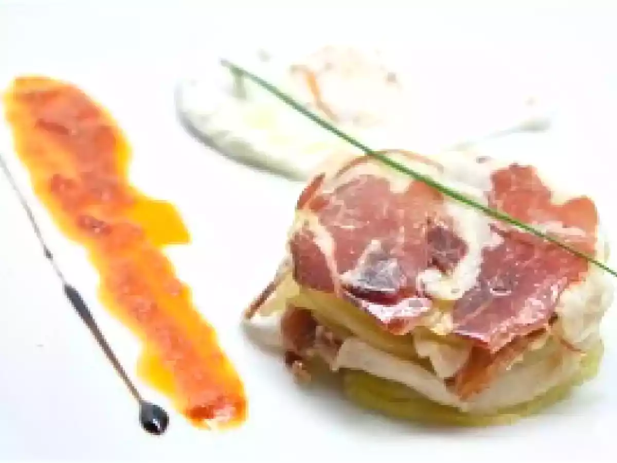 Huevos rotos al estilo de La Cuadrilla con jamón ibérico Navidul