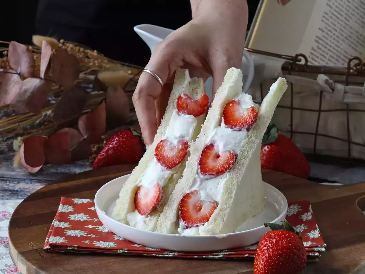 Ichigo sando, el sándwich japonés de fresas - foto 5