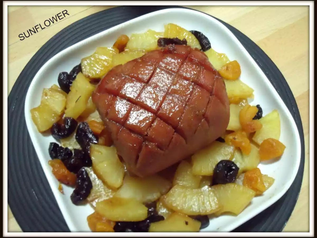 Jamón york al horno con piña