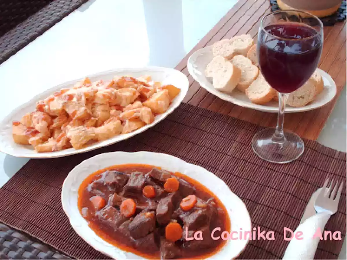 Jarrete de ternera en salsa con patatas a la brava - foto 3