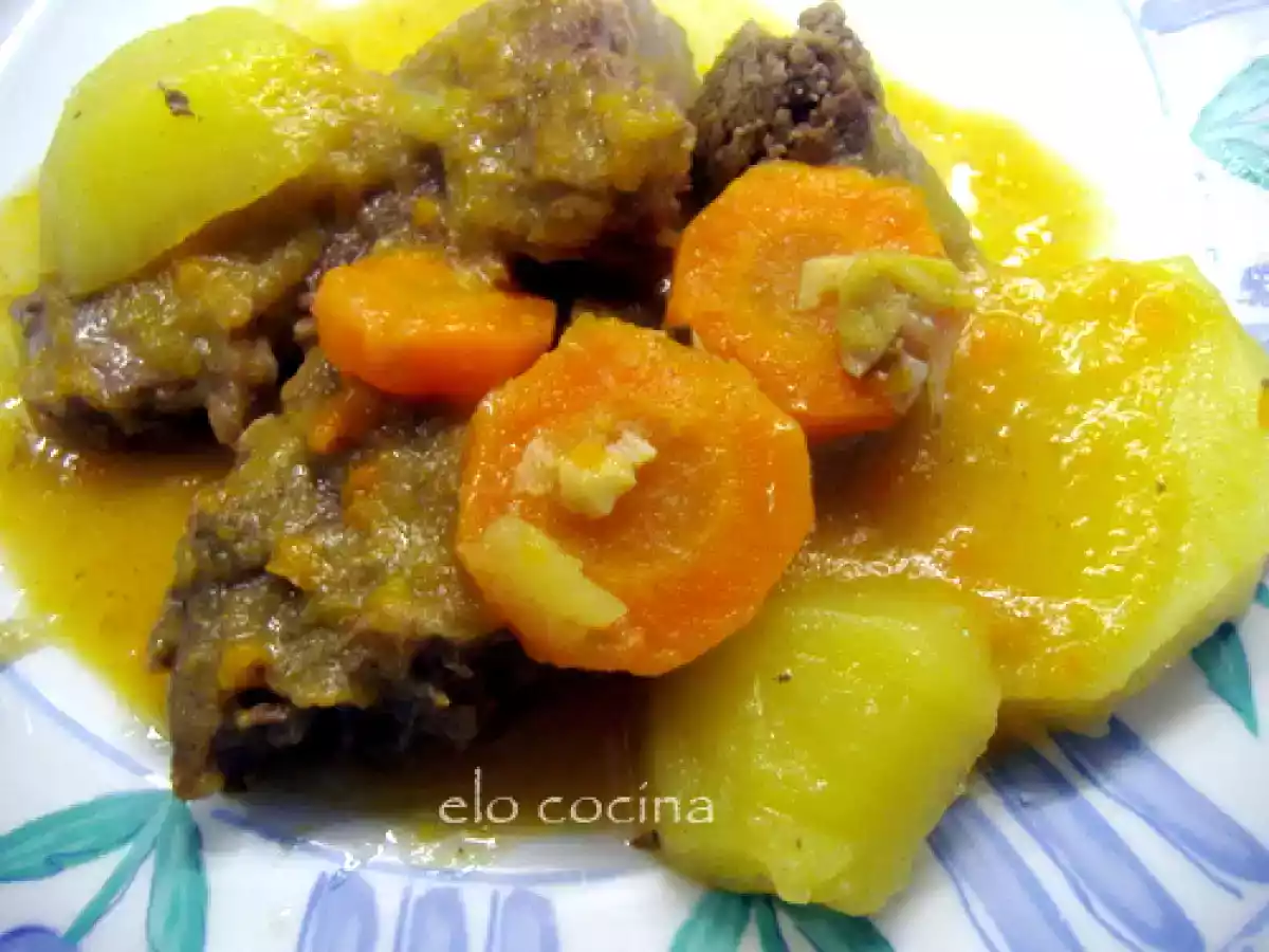 Jarretes de ternera en olla rápida