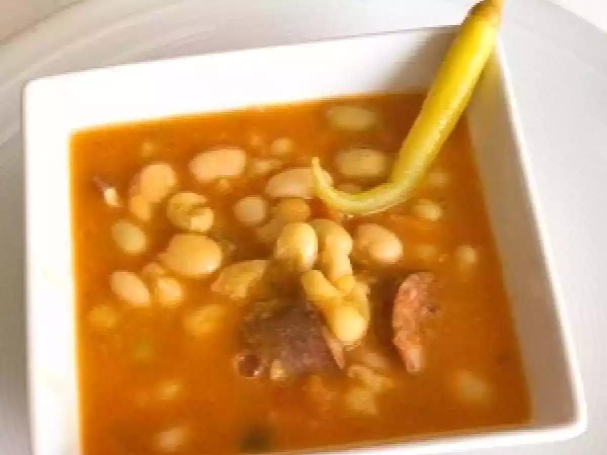 Judías a la riojana con guindilla