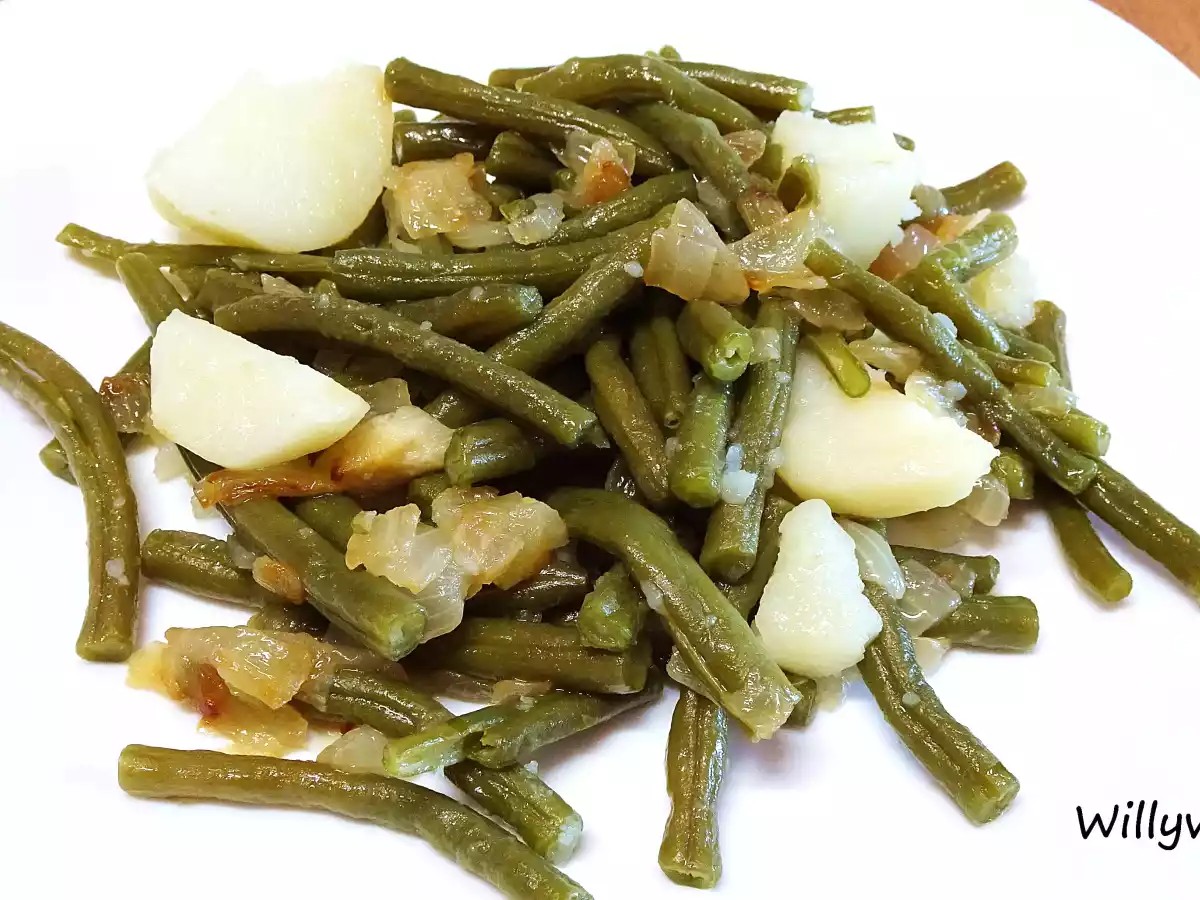 Judías boby encebolladas