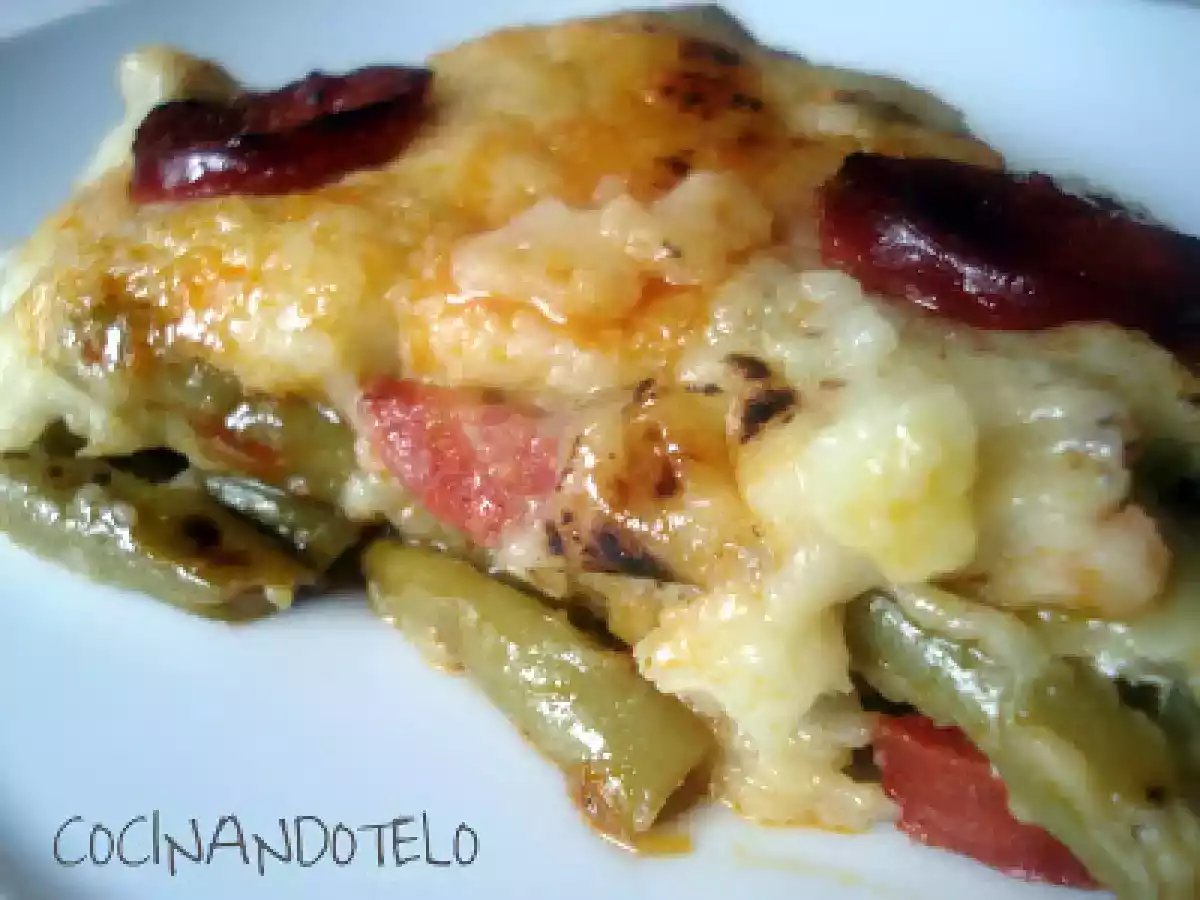 JUDIAS VERDES CON GRATÉN DE PATATA Y CHORIZO - foto 2