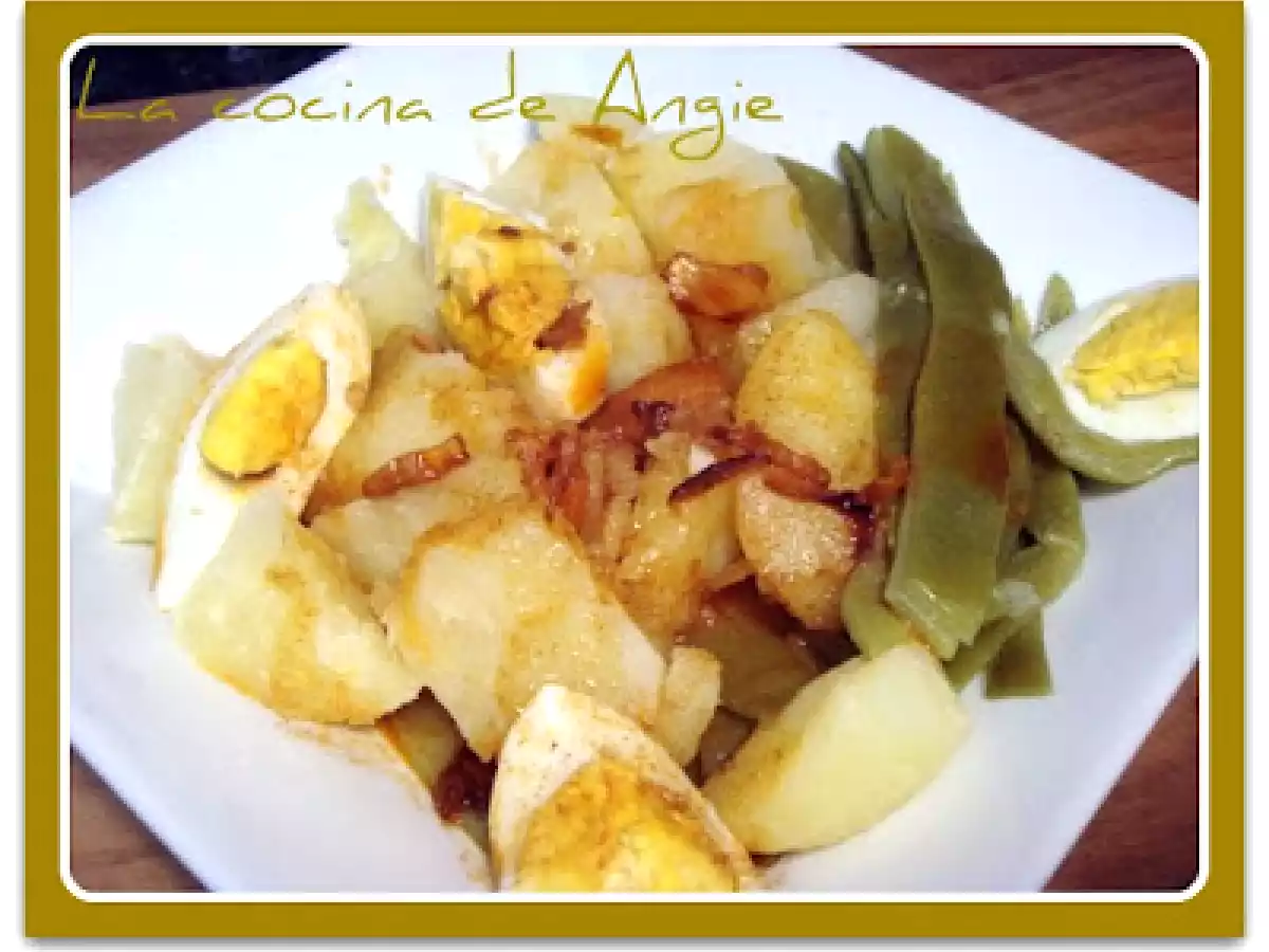 JUDÍAS VERDES Y PATATAS A LA GALLEGA