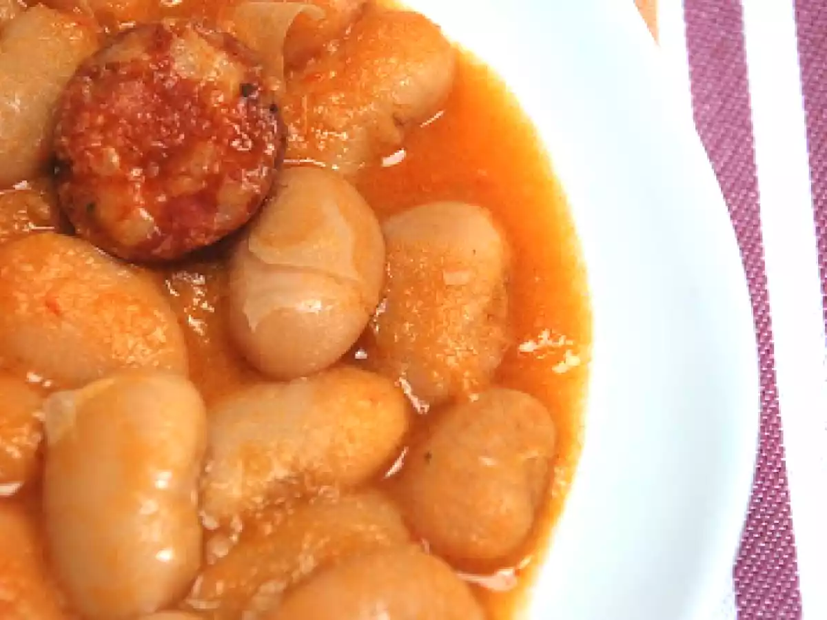 Judiones del Barco de Ávila con chorizo