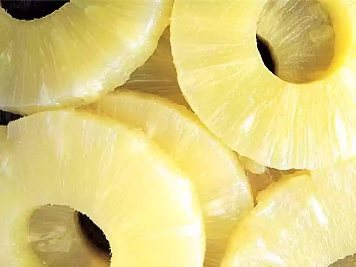 Jugo para tratar las Flatulencias de Papaya y Piña