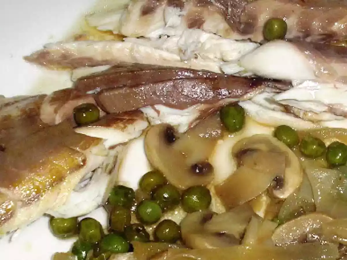 JUREL AL HORNO CON VERDURAS. - foto 2