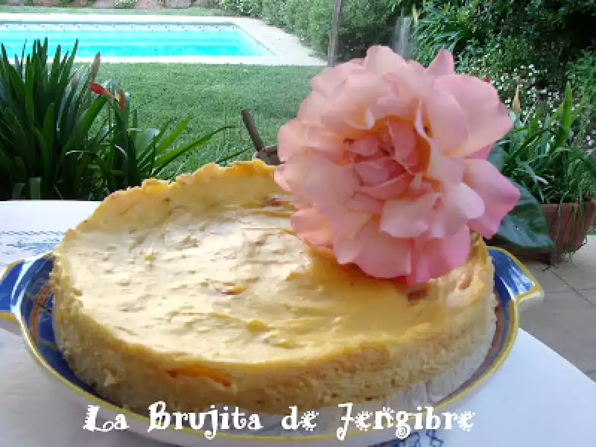 KUCHEN ALEMAN DE FRUTILLAS O FRAMBUESAS Y DURAZNOS.. - foto 13