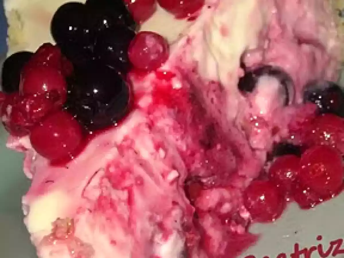 Kuchen de frutos rojos