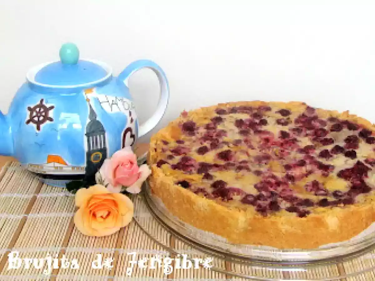 Kuchen de manzanas y frambuesas