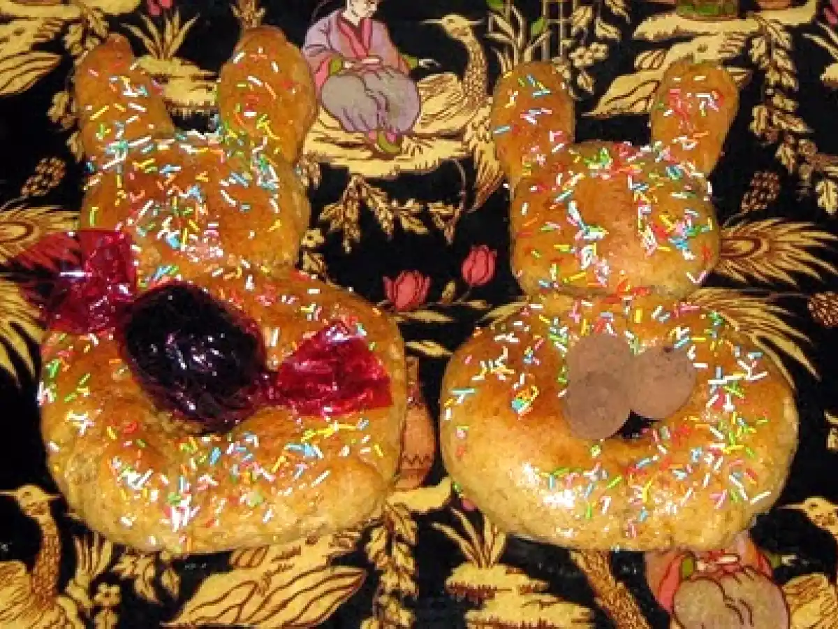 La mona de pascua, pero sin el huevo.