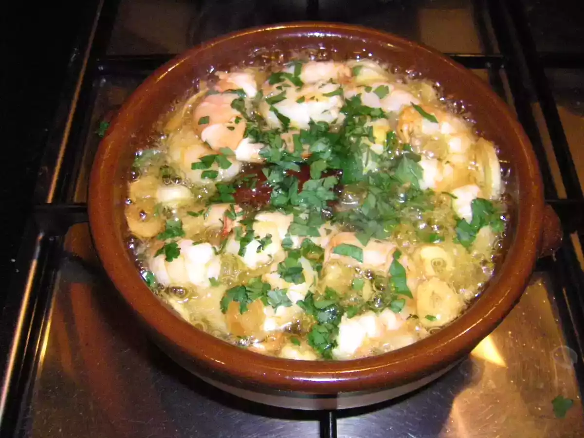 LANGOSTINOS AL AJILLO - foto 3