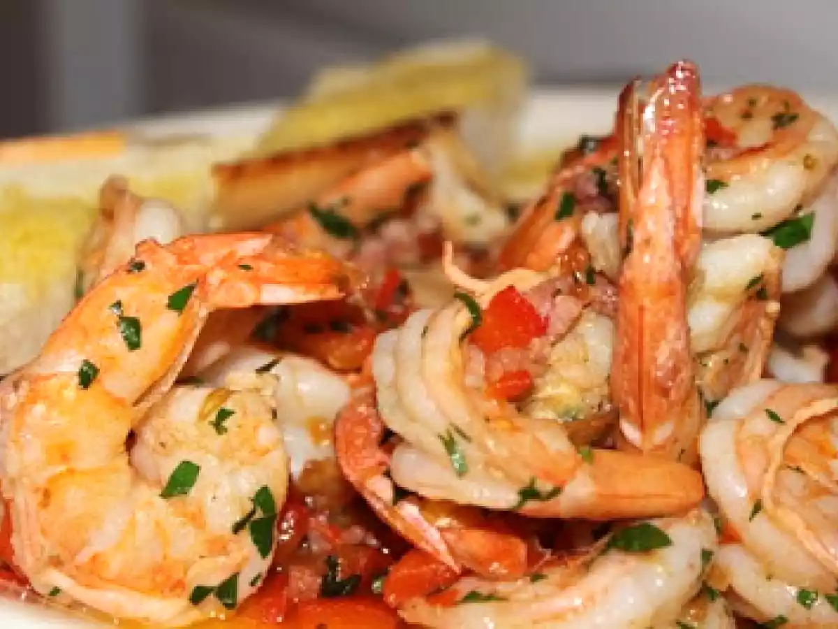 Langostinos al ajillo con jamón ibérico