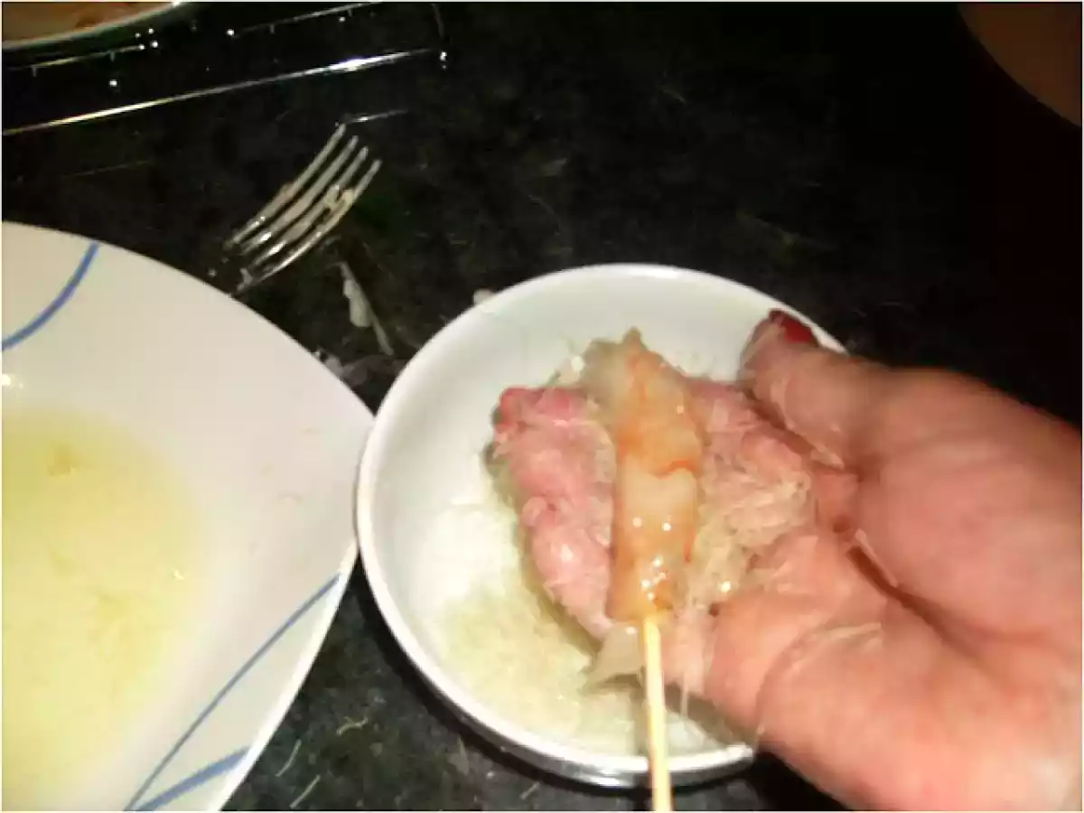 LANGOSTINOS EMPANADOS CON FIDEOS DE ARROZ - foto 3