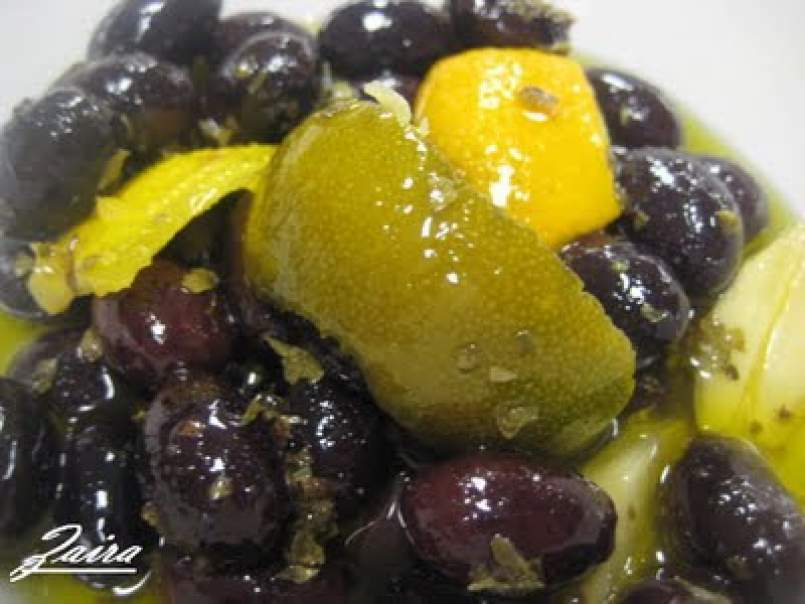 Las despensas de los blogs. Aceitunas negras aromatizadas con cítricos y miel, foto 1