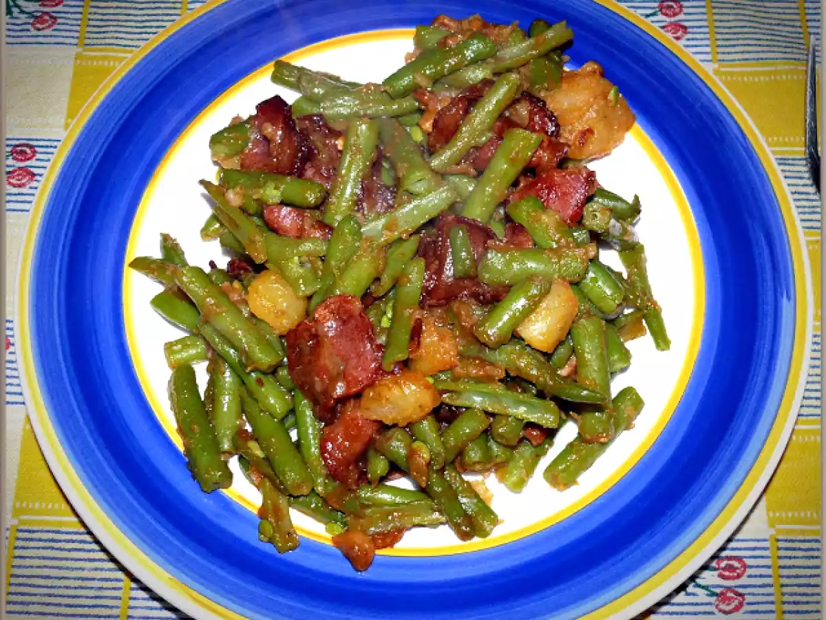 LAS RIQUÍSIMAS JUDIAS VERDES CON PANCETA DE MI MADRE