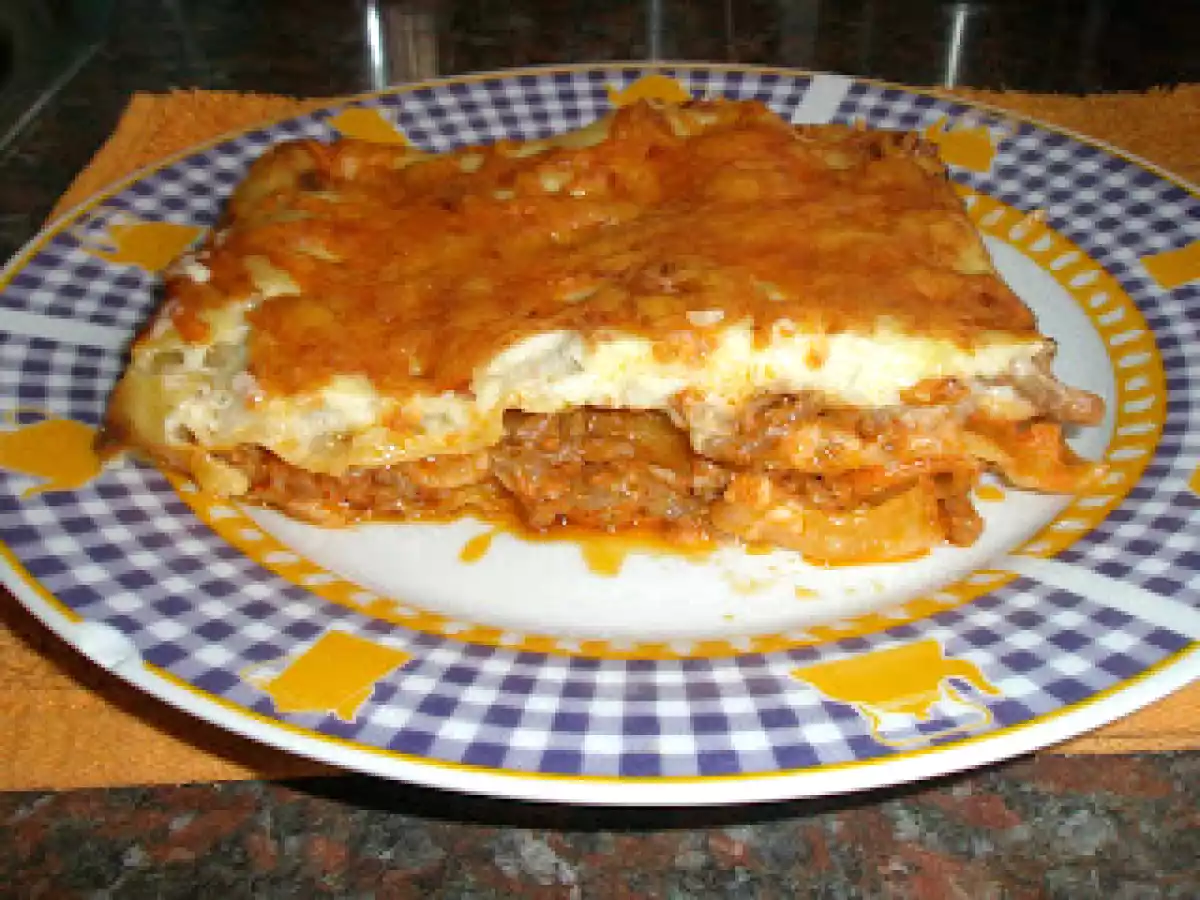 LASAÑA BOLOÑESA FACIL.