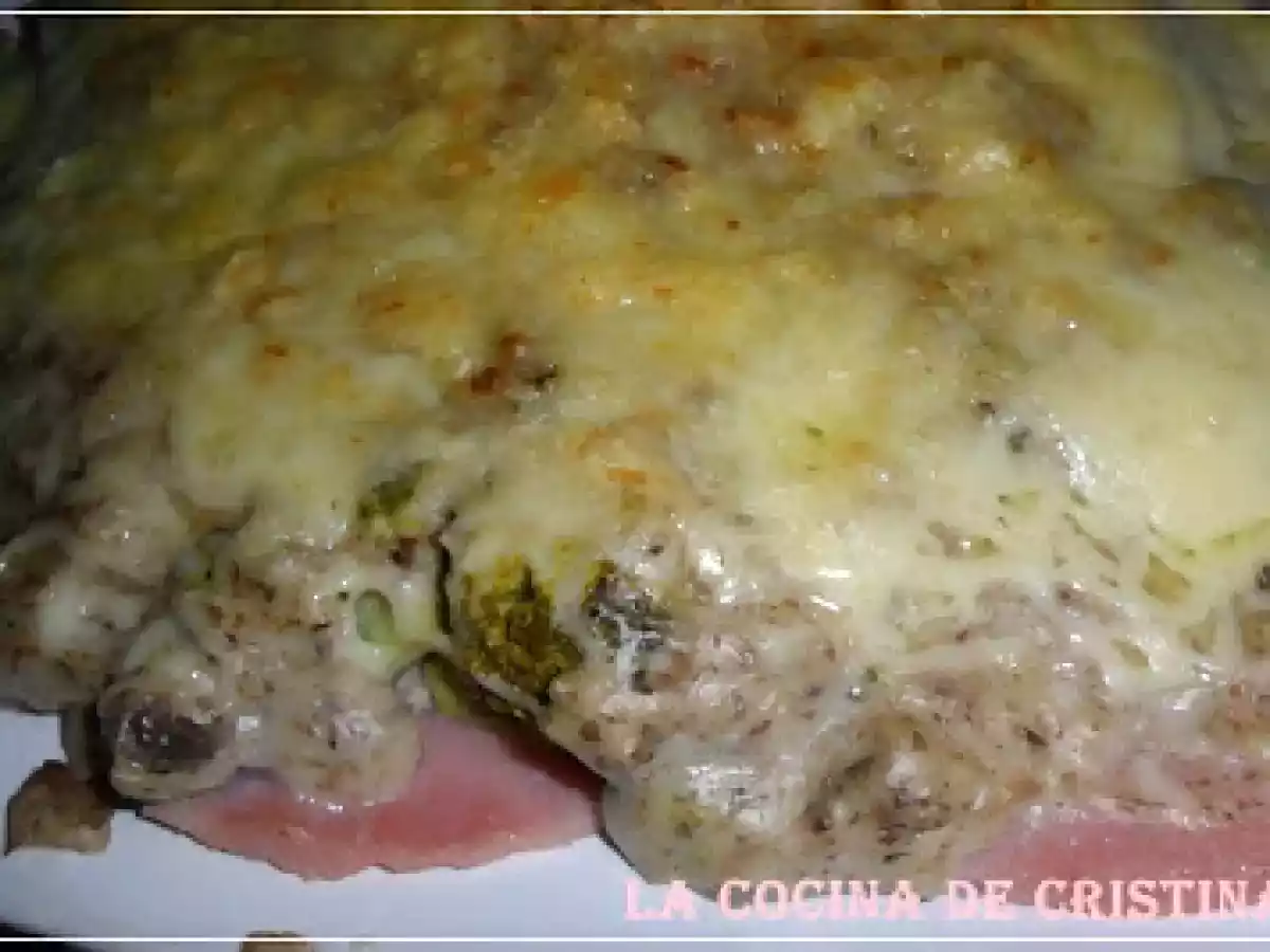 LASAÑA DE BROCOLIS Y JAMON YORK